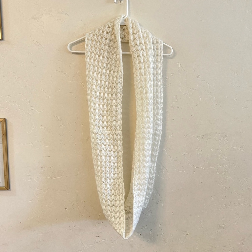 Aeropostale Cream Open Knit Infinity Scarf